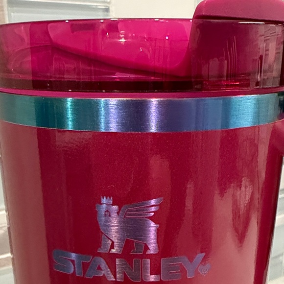 40 Oz Stanley Berry Pink Tumbler with Handle - Picture 3 of 7